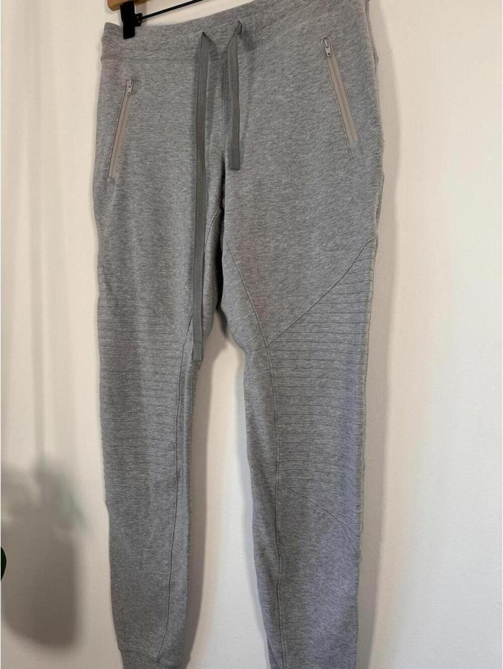 Alo Yoga Urban Moto Jogger Grey Size XS Quilted Athleisure Slim - Picture 3 of 8